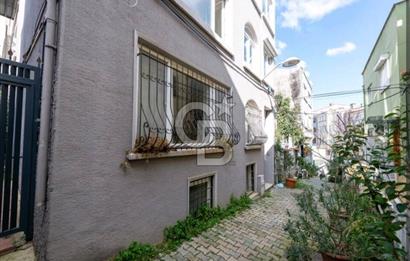 Gümüşsuyu'nda 2,5+1 Geniş Ferah Eşyalı Kiralık Daire Favorilerime Ekle Yazdır