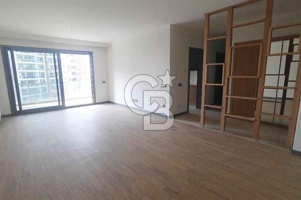 Ataşehir Modern 1 Havuz Cephe Kiralık 3+1 Hazal Muti'den
