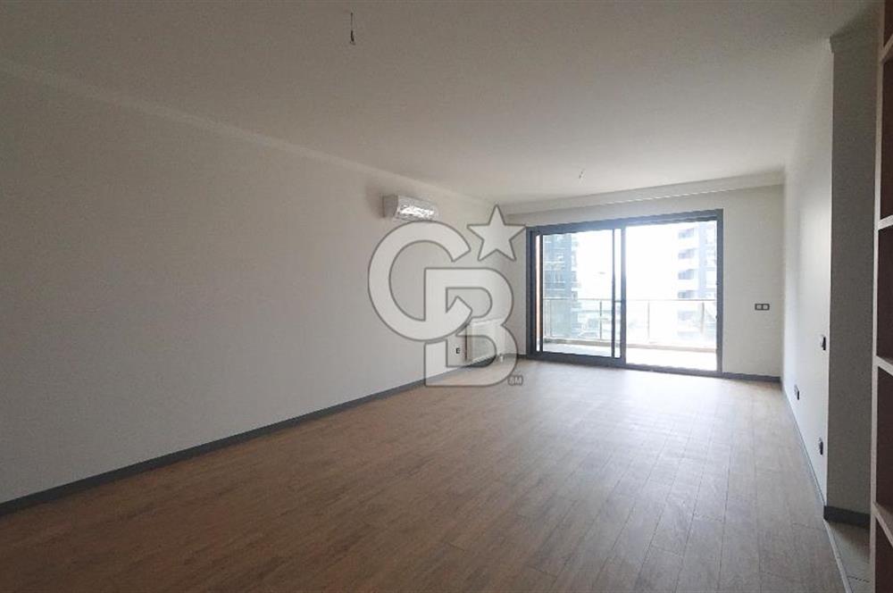 Ataşehir Modern 1 Havuz Cephe Kiralık 3+1 Hazal Muti'den
