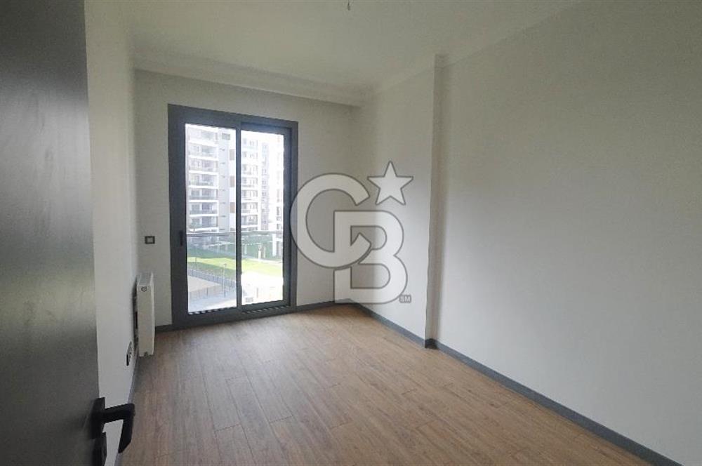 Ataşehir Modern 1 Havuz Cephe Kiralık 3+1 Hazal Muti'den