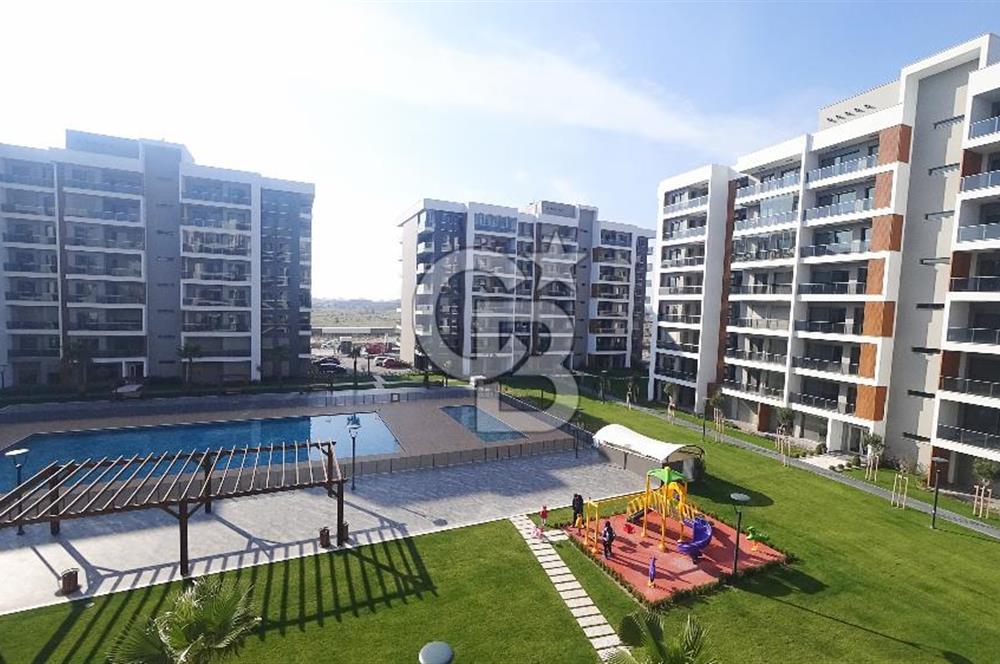 Ataşehir Modern 1 Havuz Cephe Kiralık 3+1 Hazal Muti'den