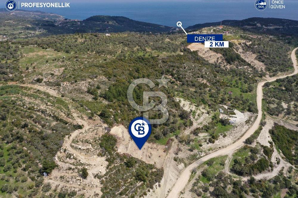 Karaburun Eğlenhoca Gölet Yolunda Resmi Yola Cepheli Tarla