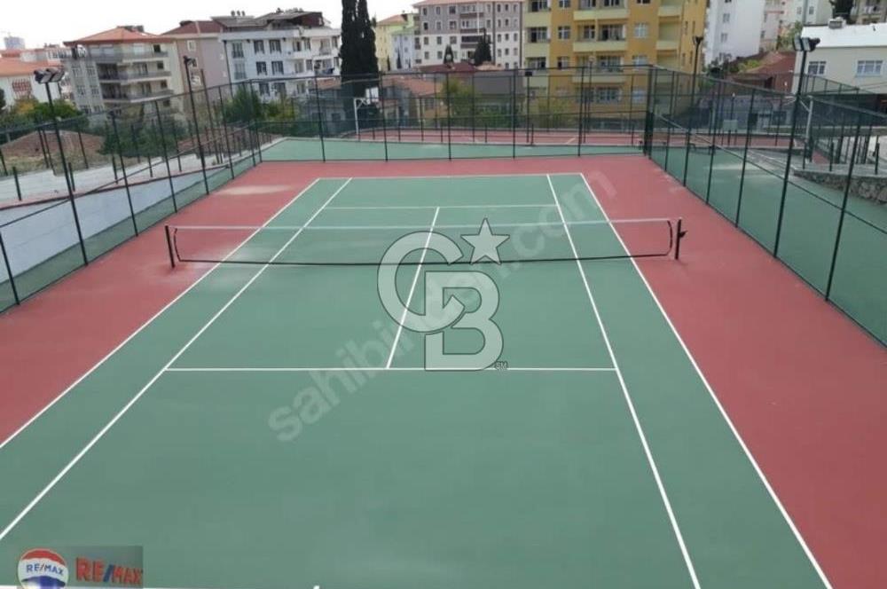 Yakacık Bağbahçe Evlerinde 170m2 3+1 Bahçe Dublex Daire
