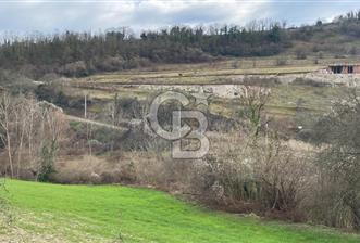 DURAKLIDA YOL KENARI ELEKTRİK SU PROBLEMİ OLMAYAN SATILIK ARSA