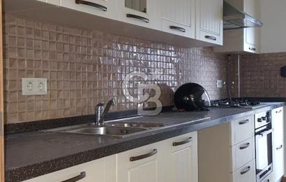 FİNANS MERKEZİ / ŞERİFALİ / ELALMIŞ-GÜVENLİK/K.OTOPARK/BAHÇE -8 YAŞINDA SİTE İÇİ -3+1/143m²