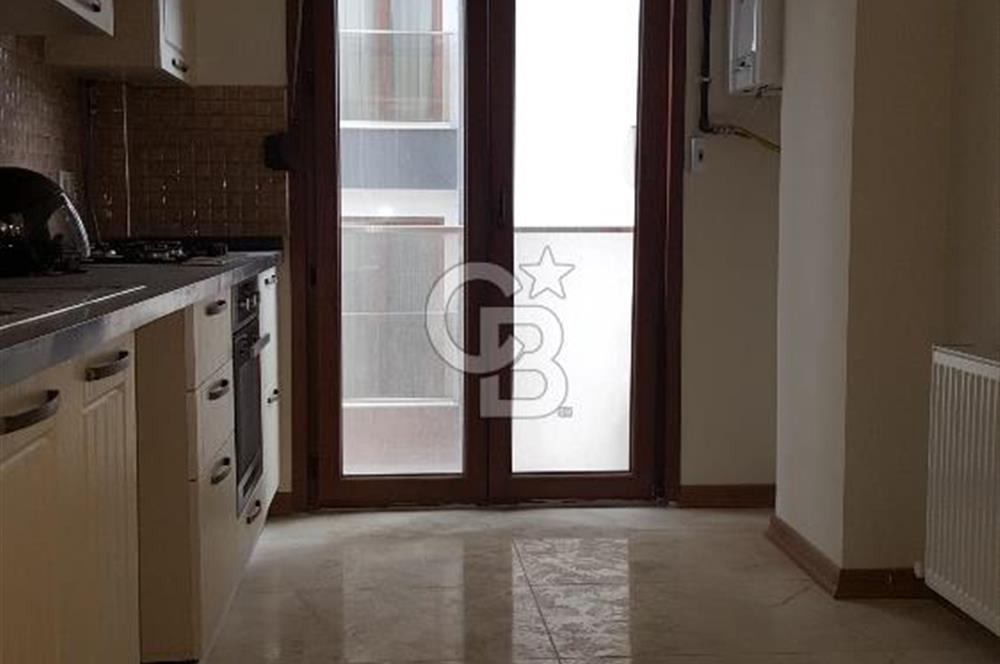 FİNANS MERKEZİ / ŞERİFALİ / ELALMIŞ-GÜVENLİK/K.OTOPARK/BAHÇE -8 YAŞINDA SİTE İÇİ -3+1/143m²