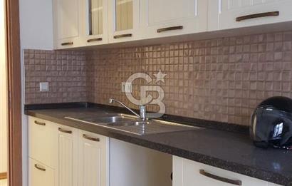 FİNANS MERKEZİ / ŞERİFALİ / ELALMIŞ-GÜVENLİK/K.OTOPARK/BAHÇE -8 YAŞINDA SİTE İÇİ -3+1/143m²