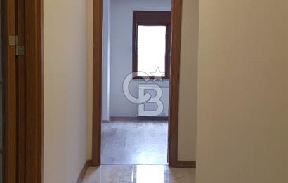 FİNANS MERKEZİ / ŞERİFALİ / ELALMIŞ-GÜVENLİK/K.OTOPARK/BAHÇE -8 YAŞINDA SİTE İÇİ -3+1/143m²