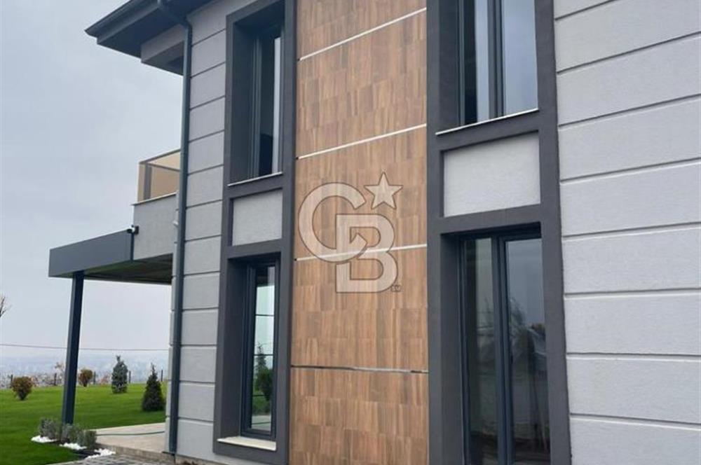 COLDWELL BANKER'den PANORAMİK MANZARALI SATILIK PREMIUM VİLLA