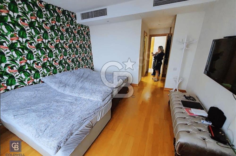 ŞİŞLİ PLAZADA LEBİDERYA DENİZ MANZARALI HARİKA PENTHOUSE DAİRE
