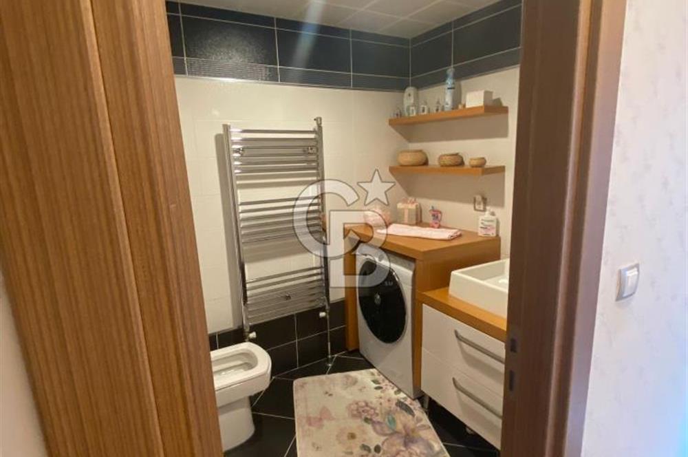 YILDIZ KONUTLARINDA SATILIK 4+1 DENİZ MANZARALI DAİRE (FOR SALE)
