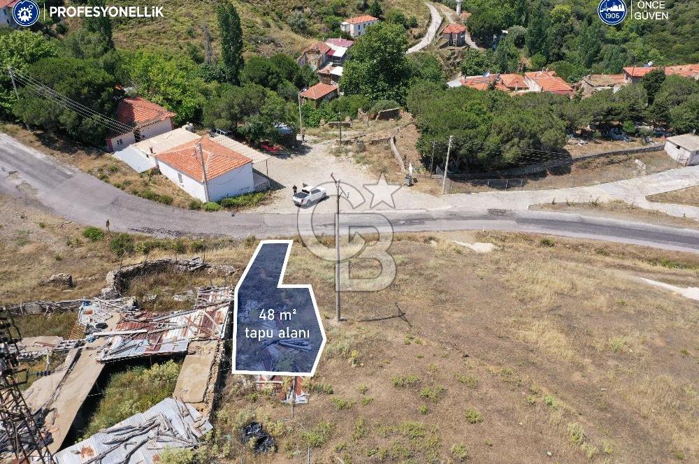 Karaburun Sarpıncık Köyünde Deniz ve Doğa Manzaralı Tarla