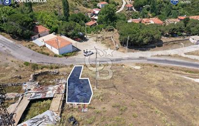 Karaburun Sarpıncık Köyünde Deniz ve Doğa Manzaralı Tarla