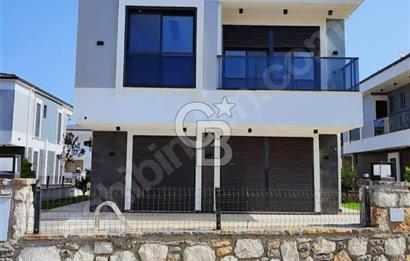 DIDIMDE SATILIK TAM MÜSTAKİL HAVUZLU VİLLA
