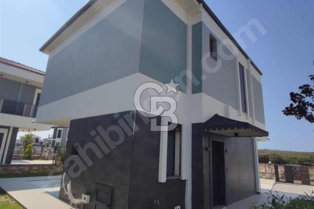 DIDIMDE SATILIK TAM MÜSTAKİL HAVUZLU VİLLA