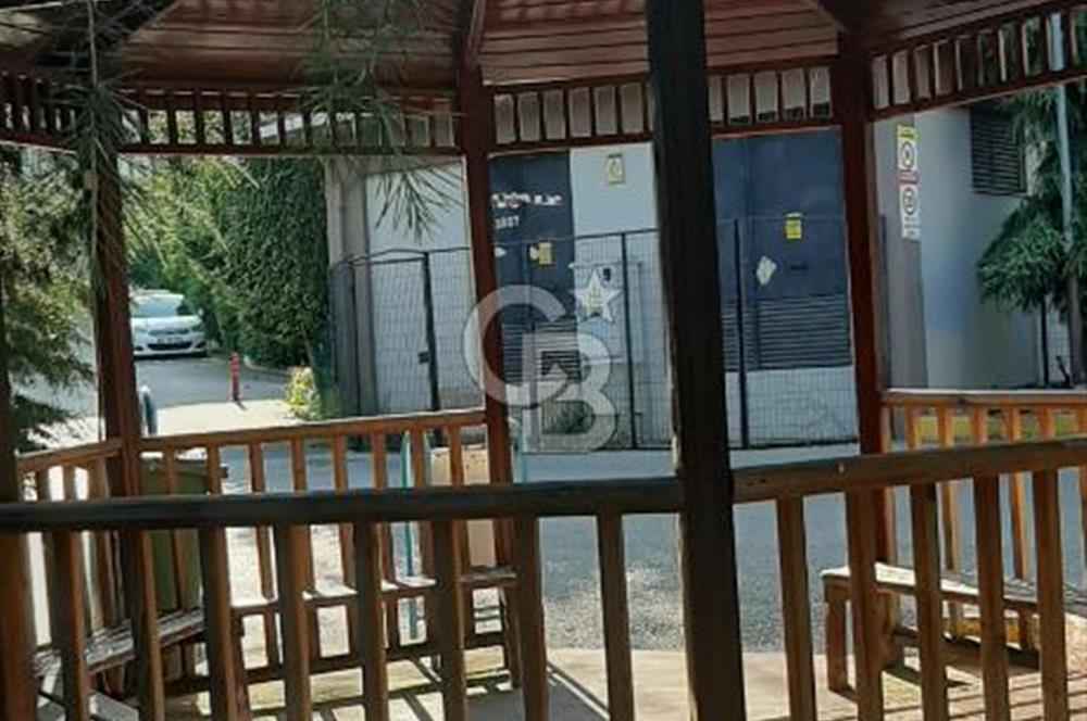 Pendik Yayalar Kelebek Vadisi Evlerinde 3+1 Daire