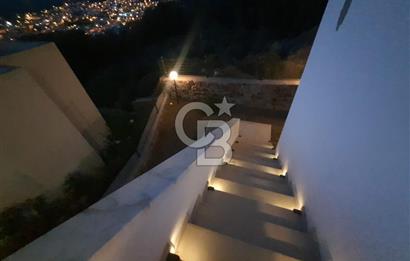 Deniz Manzaralı Kiralık Yazlık