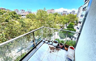 KOZYATAĞI MİNÜBÜS CAD. ÜZERİNDE 5 YAŞINDA BOŞ 3+1 SATILIK DAİRE