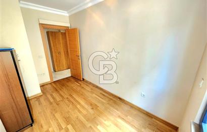 KOZYATAĞI MİNÜBÜS CAD. ÜZERİNDE 5 YAŞINDA BOŞ 3+1 SATILIK DAİRE