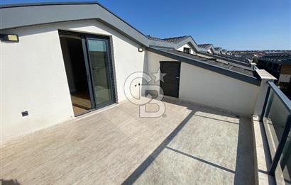 Gaziemir Kahverengi Sitesinde 4+1 Lüks Villa