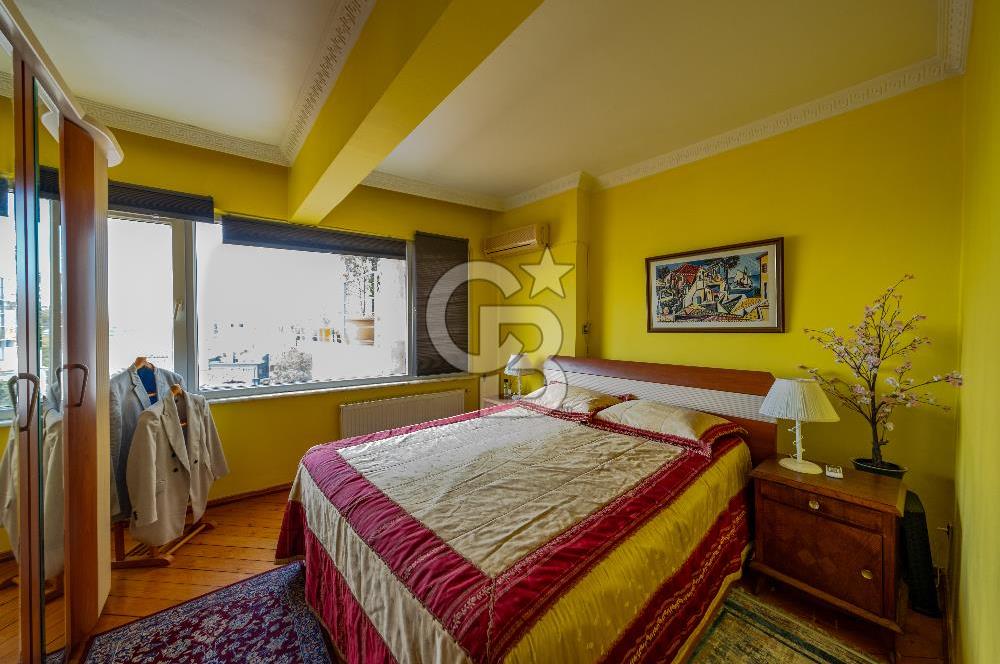 GÜMÜŞSUYU ÖMER AVNİ MAH.DE SATILIK FULL BOĞAZ MANZARALI DUBLEX DAİRE