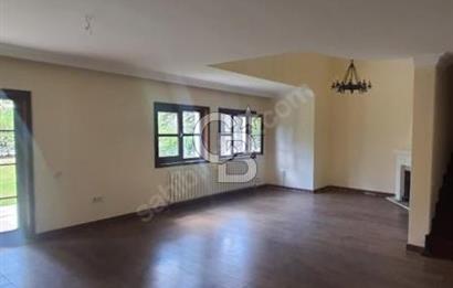  Angora Evlerinde Satılık Geniş Bahçeli 4+1 Dubleks Daire