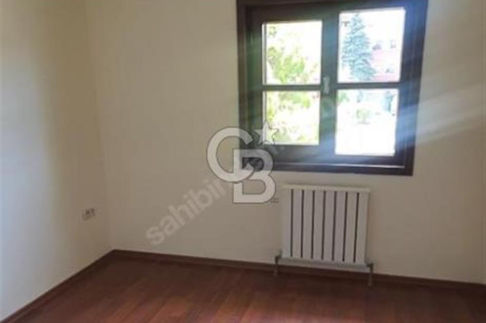  Angora Evlerinde Satılık Geniş Bahçeli 4+1 Dubleks Daire