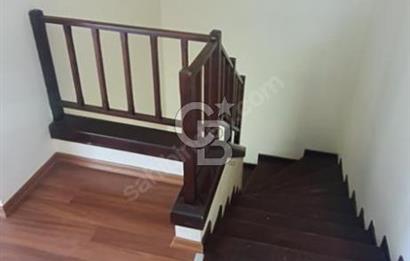  Angora Evlerinde Satılık Geniş Bahçeli 4+1 Dubleks Daire