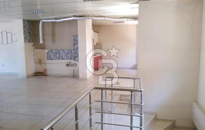 ÇAYIROVA AKSE'de ANA CADDE ÜZERİ 240m2 KİRALIK DÜKKAN