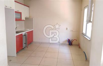 ÇAYIROVA AKSE'de ANA CADDE ÜZERİ 240m2 KİRALIK DÜKKAN