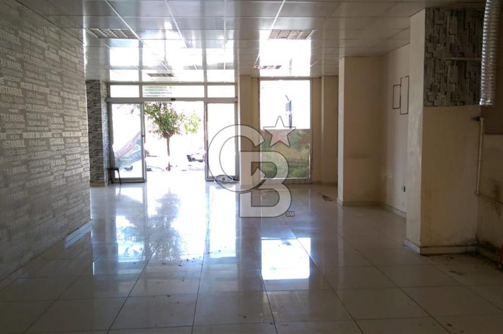 ÇAYIROVA AKSE'de ANA CADDE ÜZERİ 240m2 KİRALIK DÜKKAN