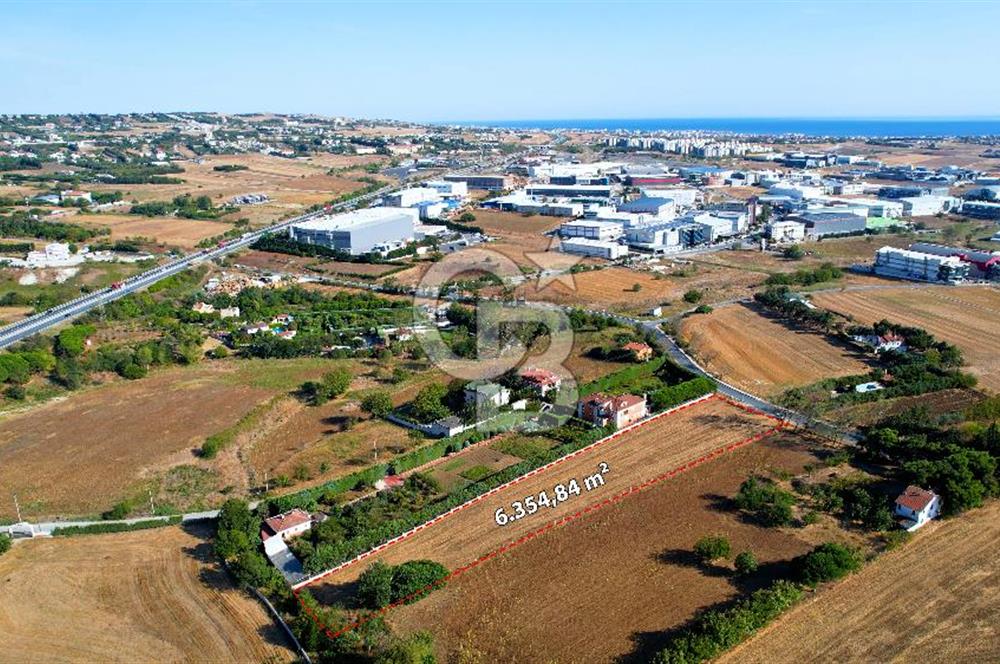 SİLİVRİ ORTAKÖY 6354m2 ANA YOLA CEPHELİ SATILIK VİLLA İMARLI