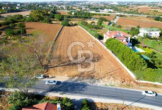 SİLİVRİ ORTAKÖY 6354m2 ANA YOLA CEPHELİ SATILIK VİLLA İMARLI