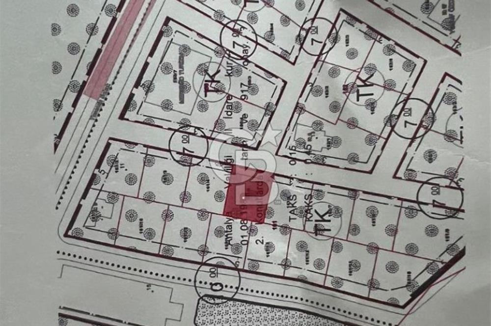 Alanya'da Satılık Ticari imarlı Arsa 300 m2