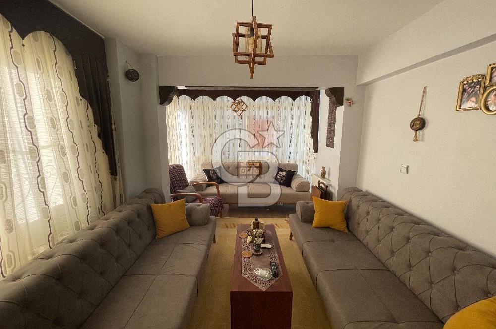 Gaziemir Irmak Mah. 3+1 Satılık Açık Otoparklı & Kapıcılı