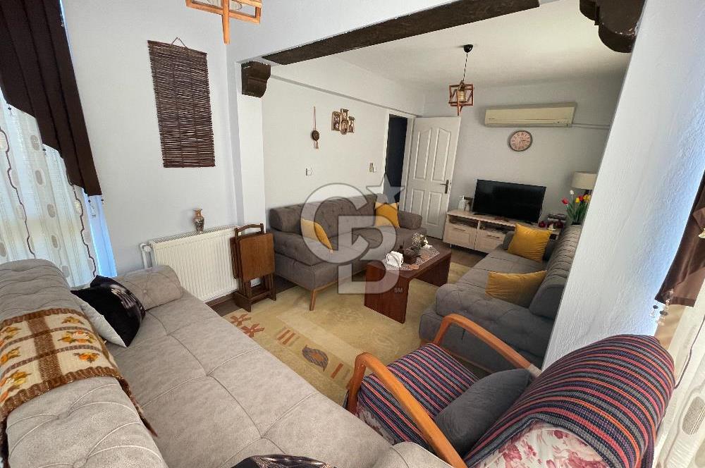 Gaziemir Irmak Mah. 3+1 Satılık Açık Otoparklı & Kapıcılı