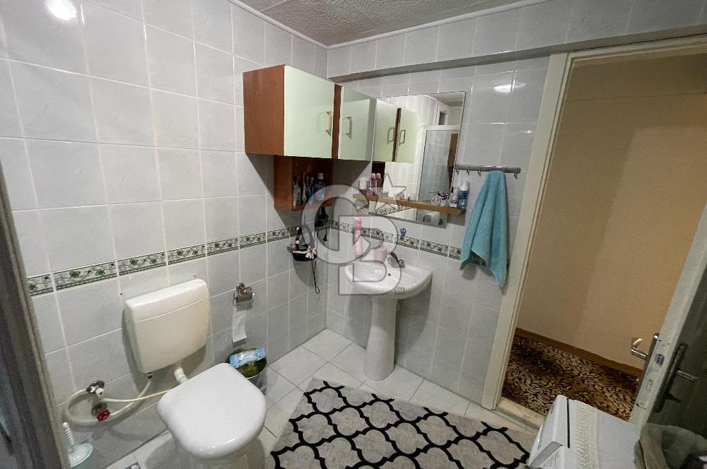 Gaziemir Irmak Mah. 3+1 Satılık Açık Otoparklı & Kapıcılı