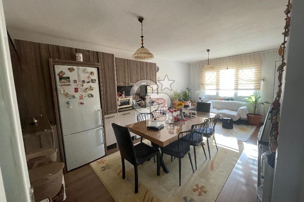 Gaziemir Irmak Mah. 3+1 Satılık Açık Otoparklı & Kapıcılı