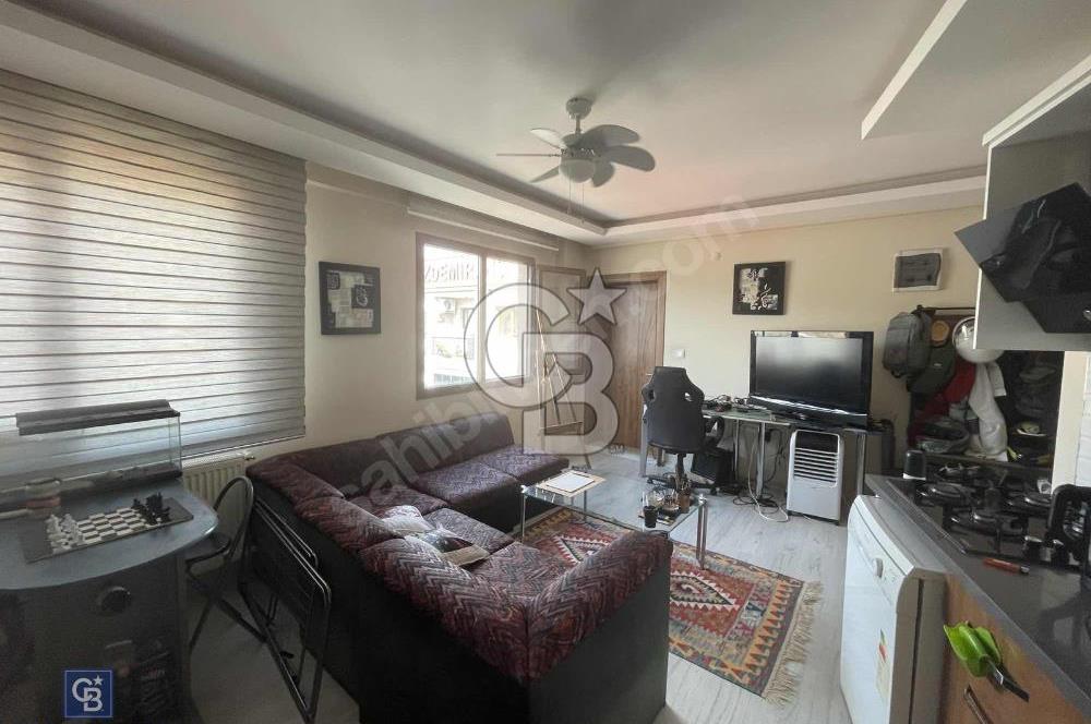 Gaziemir Atıfbeyde Türkan Saylan Caddesi Üzerinde 3+1 Daire