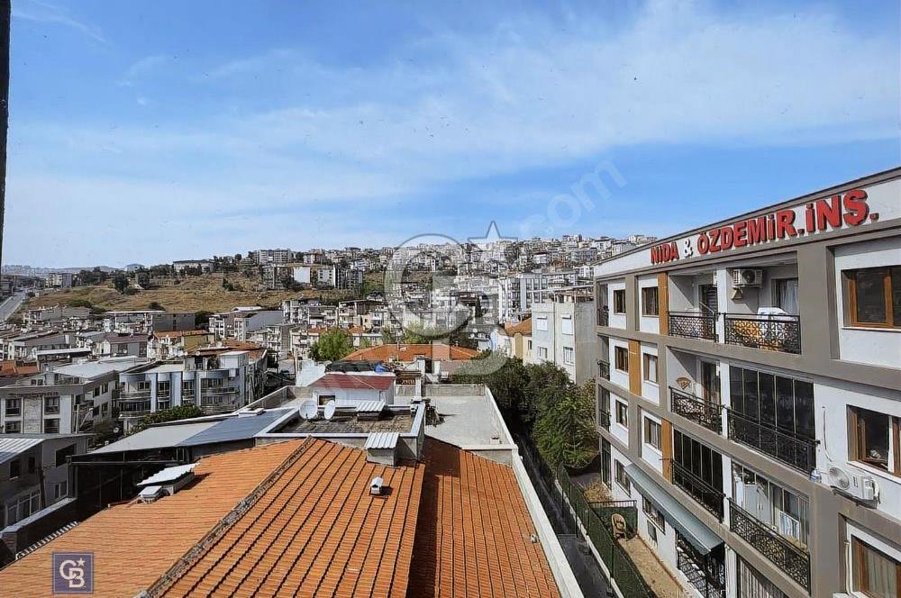 Gaziemir Atıfbeyde Türkan Saylan Caddesi Üzerinde 3+1 Daire