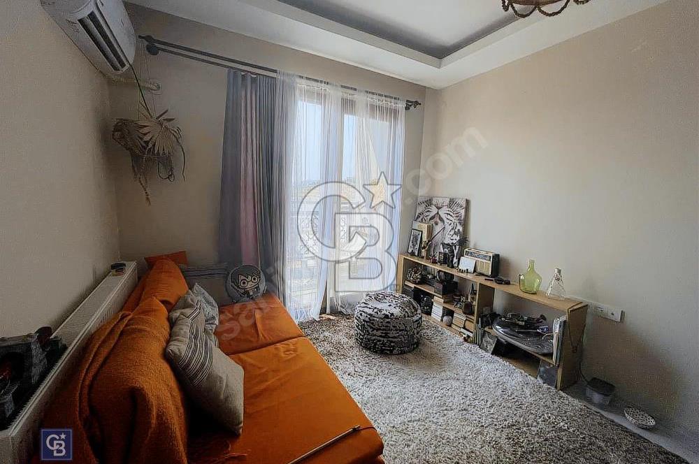 Gaziemir Dokuz Eylül Mahallesinde Geniş Teraslı Dubleks Daire