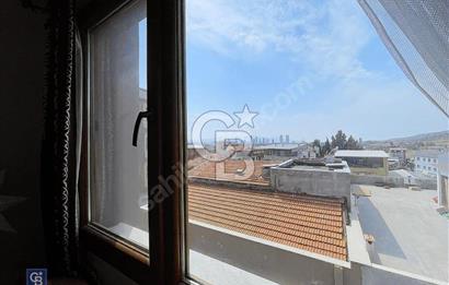 Gaziemir Dokuz Eylül Mahallesinde Geniş Teraslı Dubleks Daire