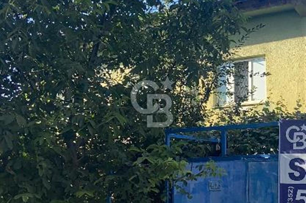 Müstakil 2 katlı yatırımlık ev