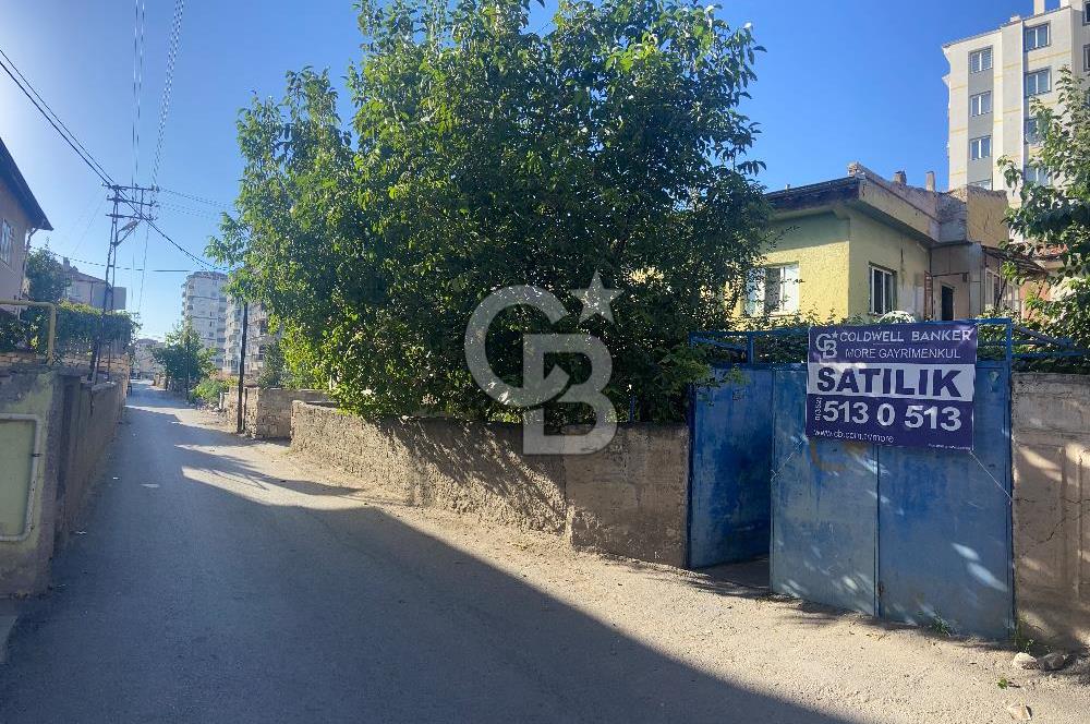 Müstakil 2 katlı yatırımlık ev