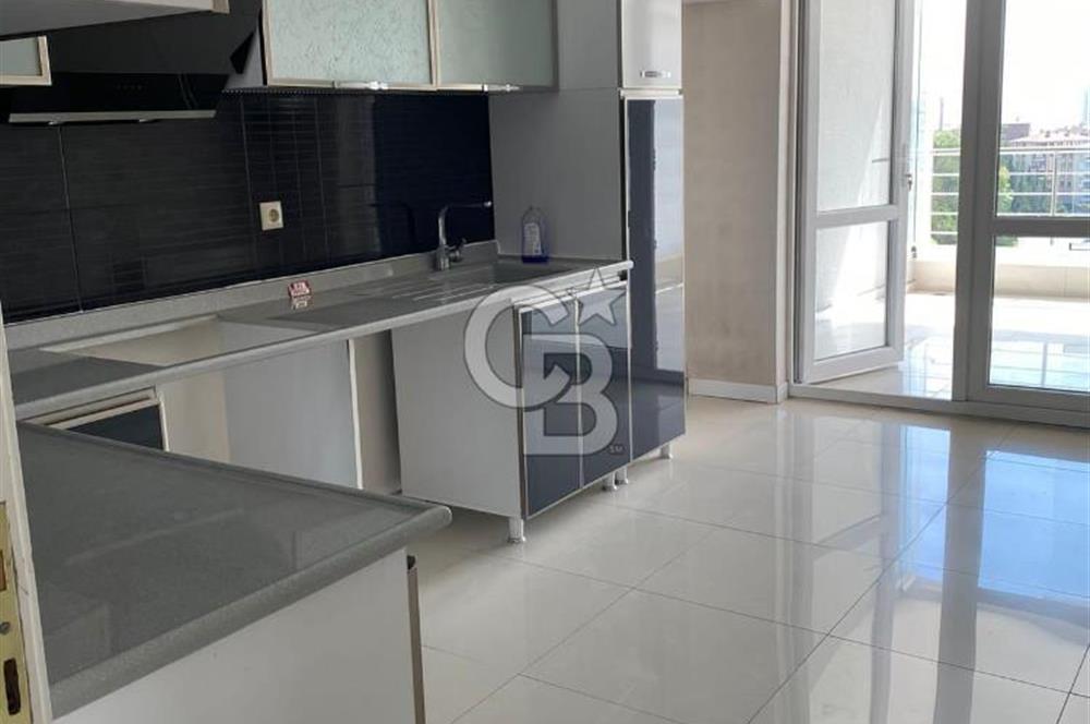 Pamuklar Vadisi Aslıhan Sitesi 145 m2 3+1 Merkezi Konumda