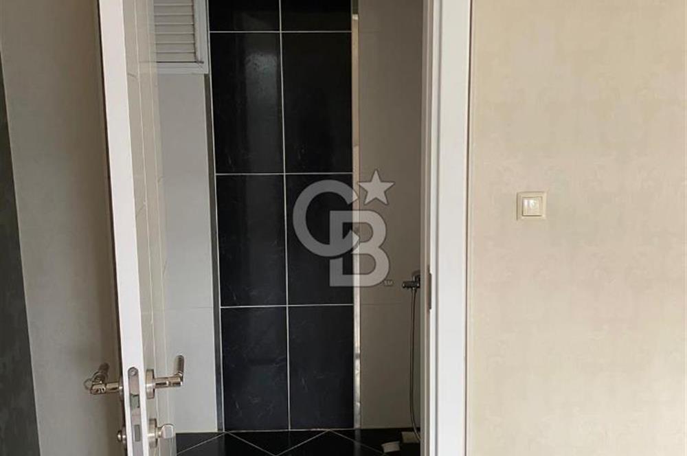 Pamuklar Vadisi Aslıhan Sitesi 145 m2 3+1 Merkezi Konumda