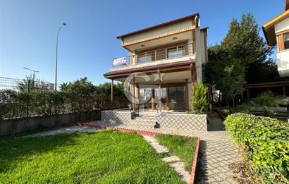DARICA BAYRAMOĞLU NDA LEB-İ DERYA DENİZ MANZARALI KİRALIK VİLLA