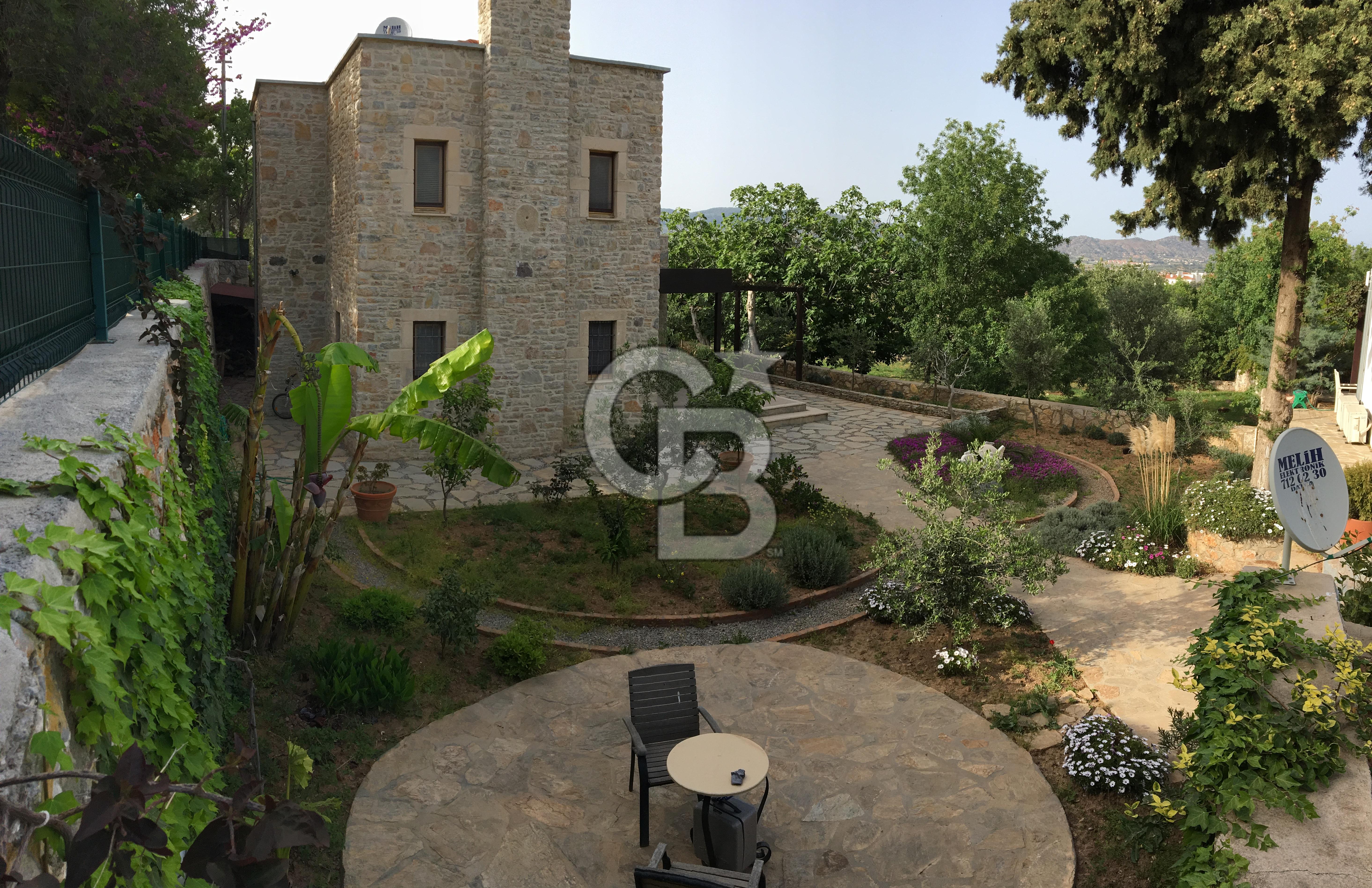 ESKİ DATÇA'DA SATILIK TAŞ VİLLA