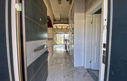 Edremit Güre'de Otantik Mimariye Sahip 4+1 Satılık Taş Villa