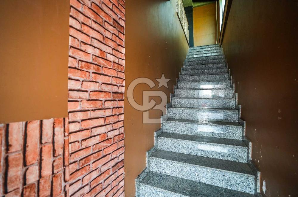 Ümraniye Atakentte Cadde Üstü Satılık Komple Bina İşyeri